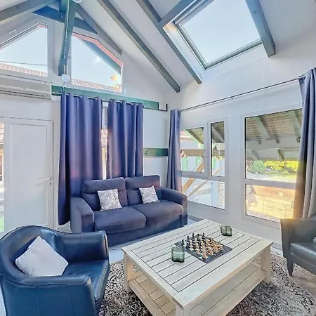 6 People L'ecurie * Osenbach